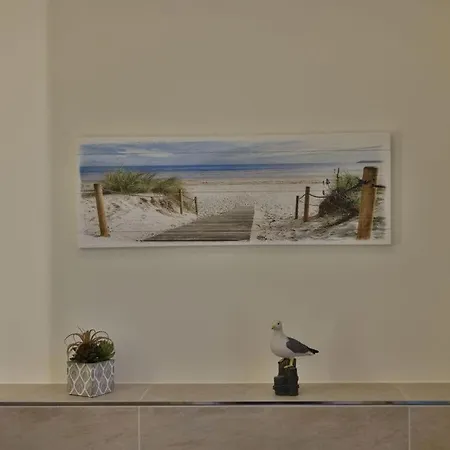Herring Gull Modern Retreat Feriehus Bodstedt