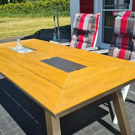 Herring Gull Modern Retreat Holiday home Bodstedt